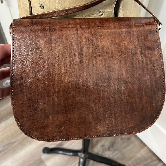 LEATHER CROSSBODY BAG ❤️ - Picture 7 of 17